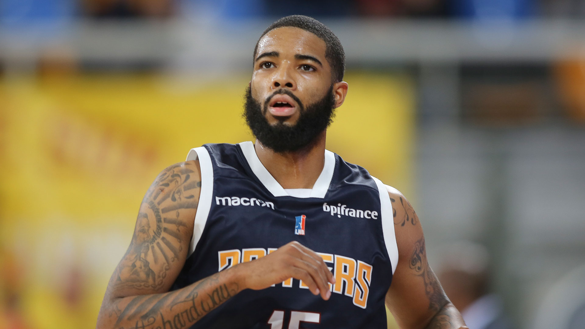 Le PB s&rsquo;est battu avec ses armes