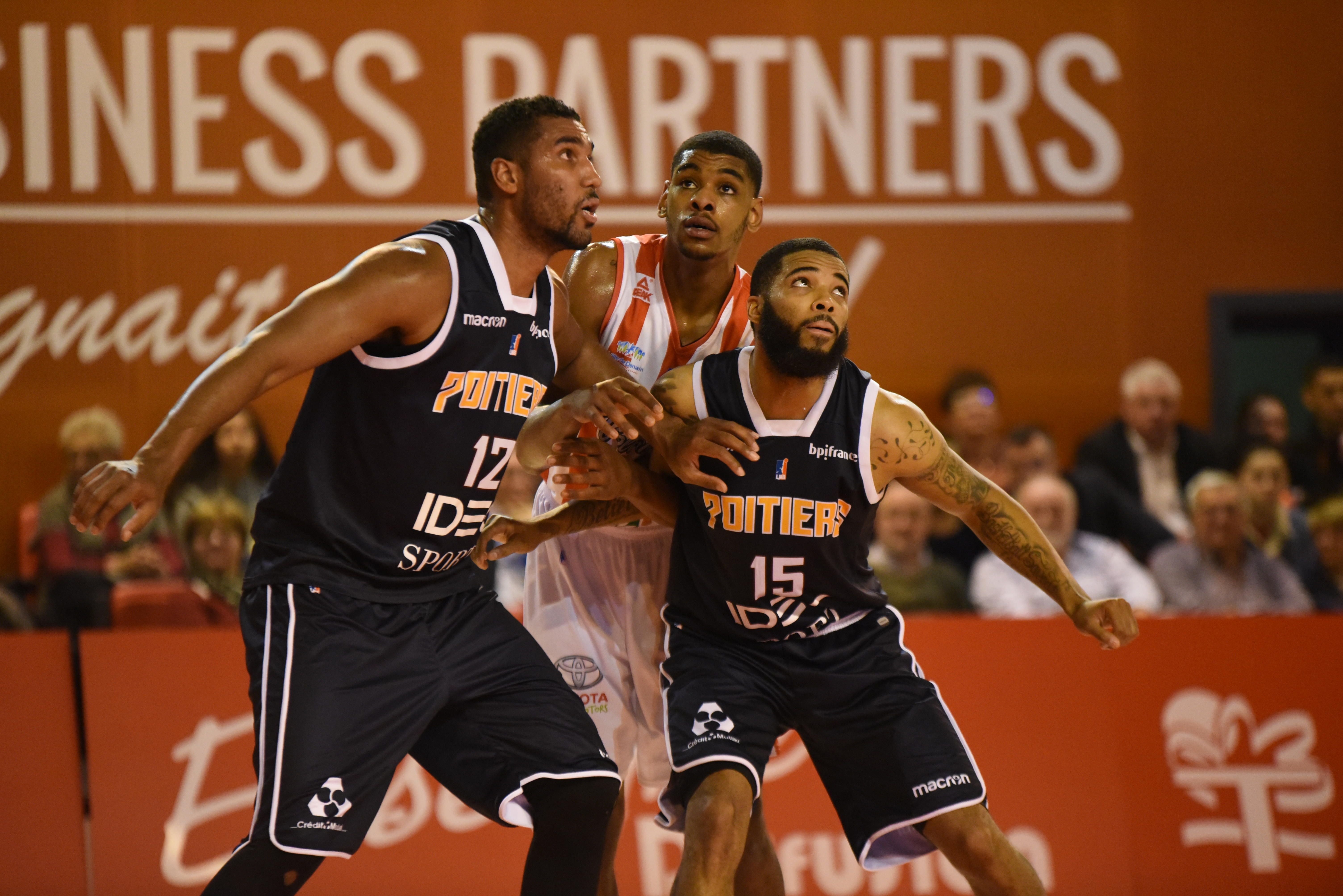 Poitiers s&rsquo;impose à Denain !