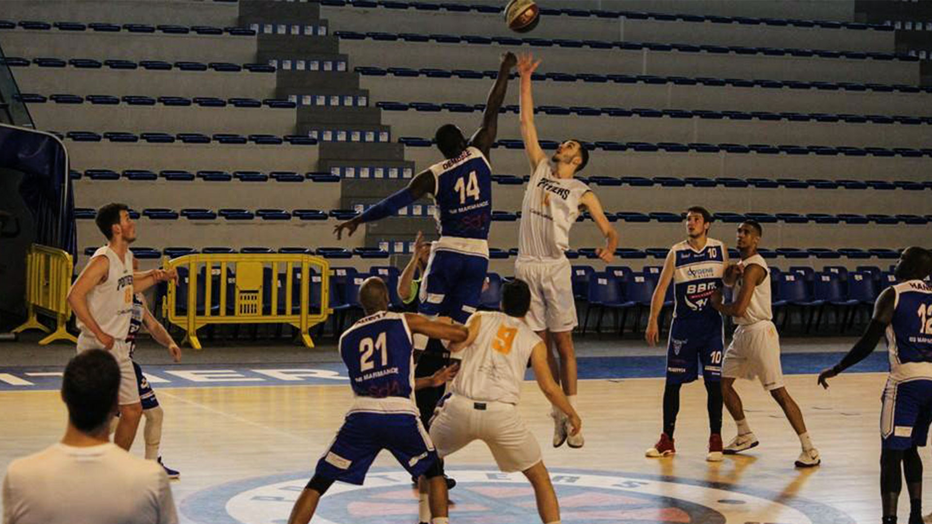 Nos espoirs filent en demi-finales