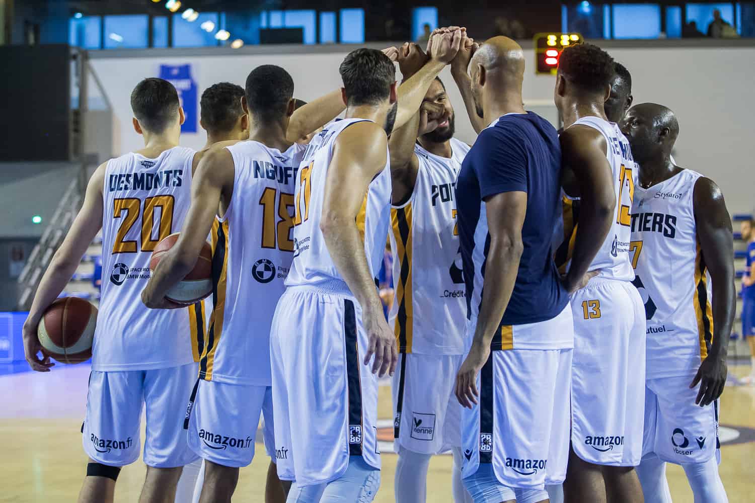 PB86 vs Quimper : Les photos