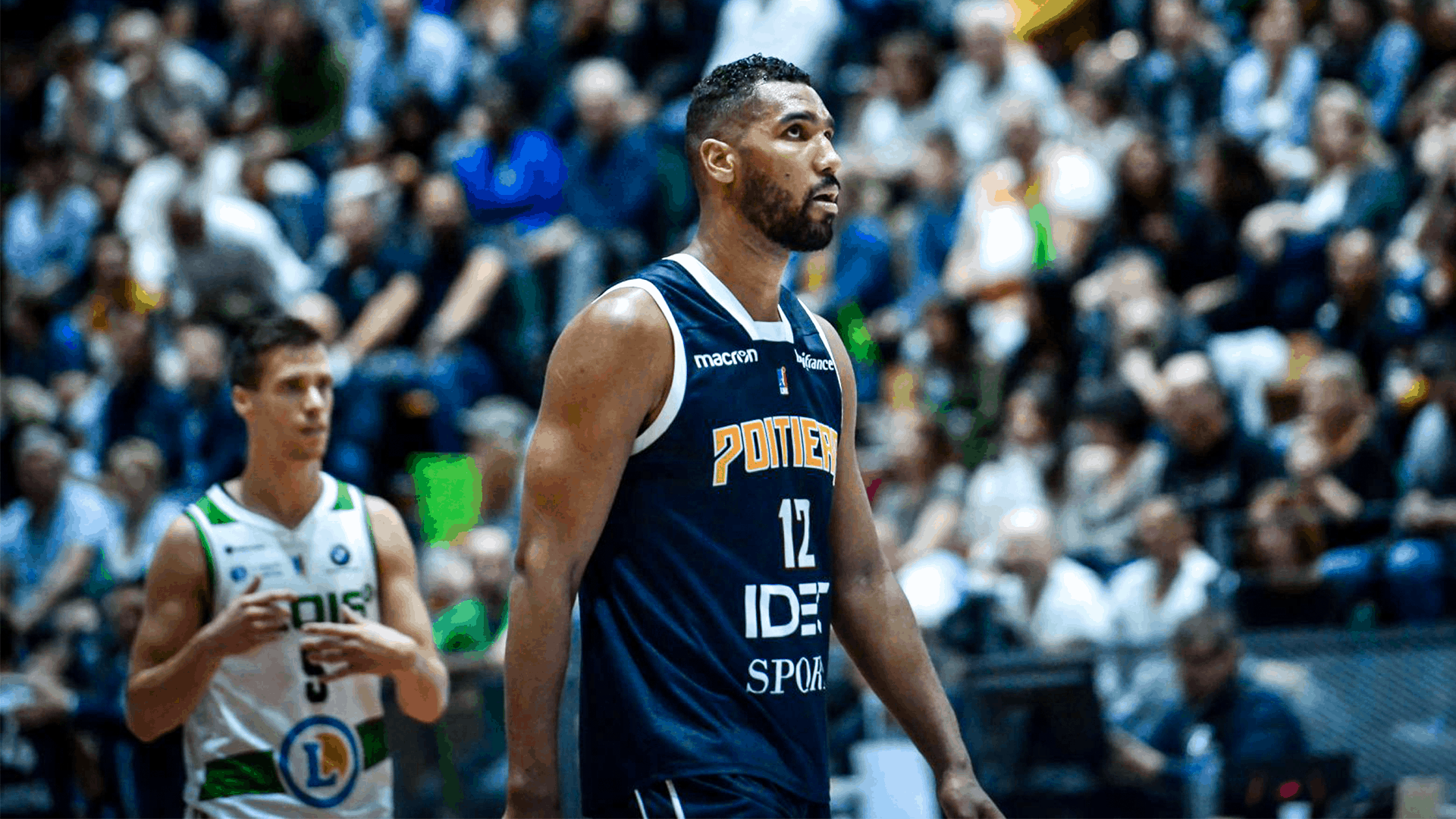 À Blois, un premier match officiel