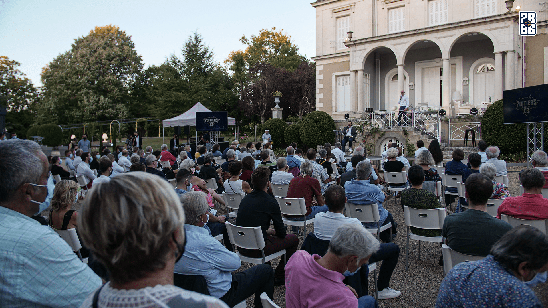 Le PB se présente à ses partenaires