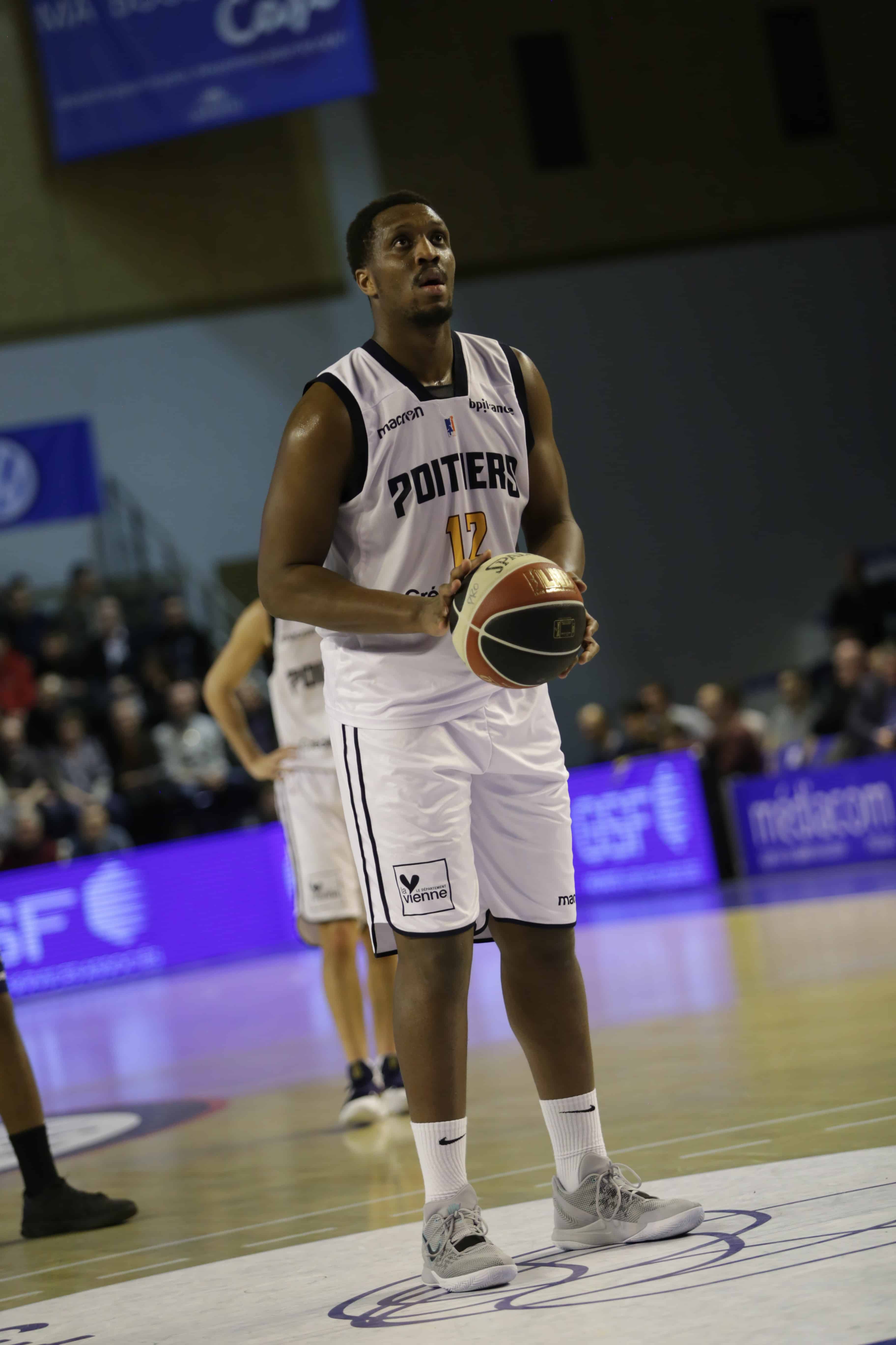 Soriah Bangura complète l’effectif poitevin