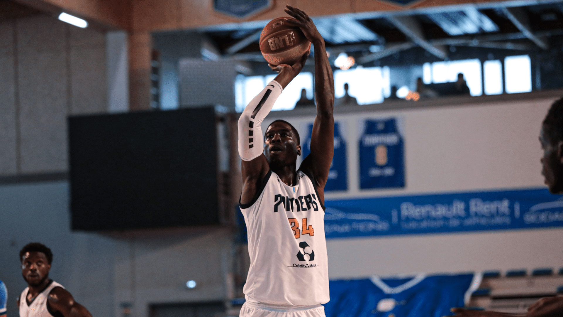 Poitiers-St-Chamond reporté