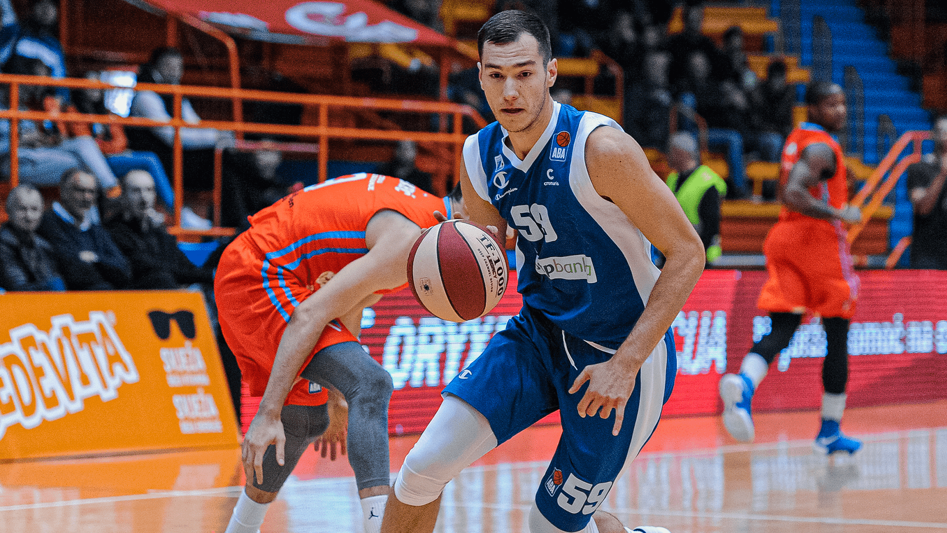 L’ailier fort Lovro Mazalin vient compléter l’effectif du PB86