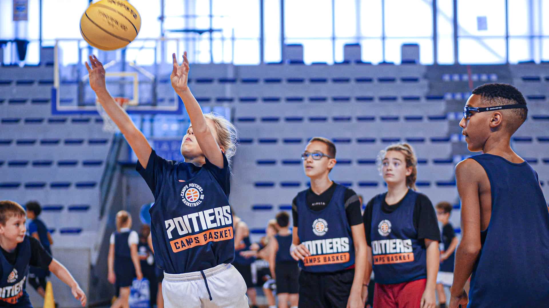 Les camps PB86 font leur retour