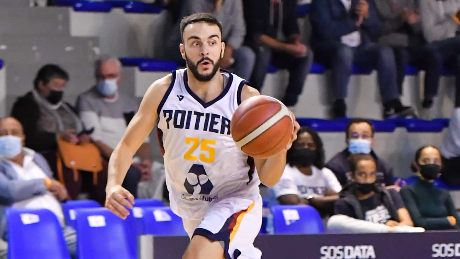 « Passer un cap à Poitiers »