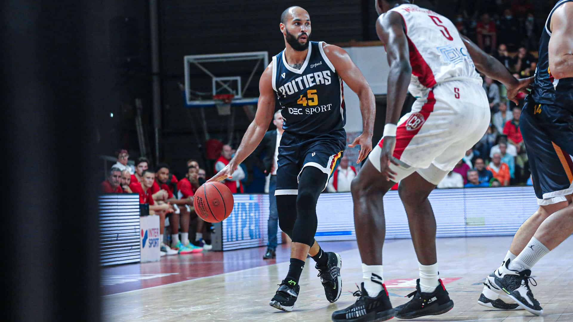 Victoire au bout du suspens à Tours