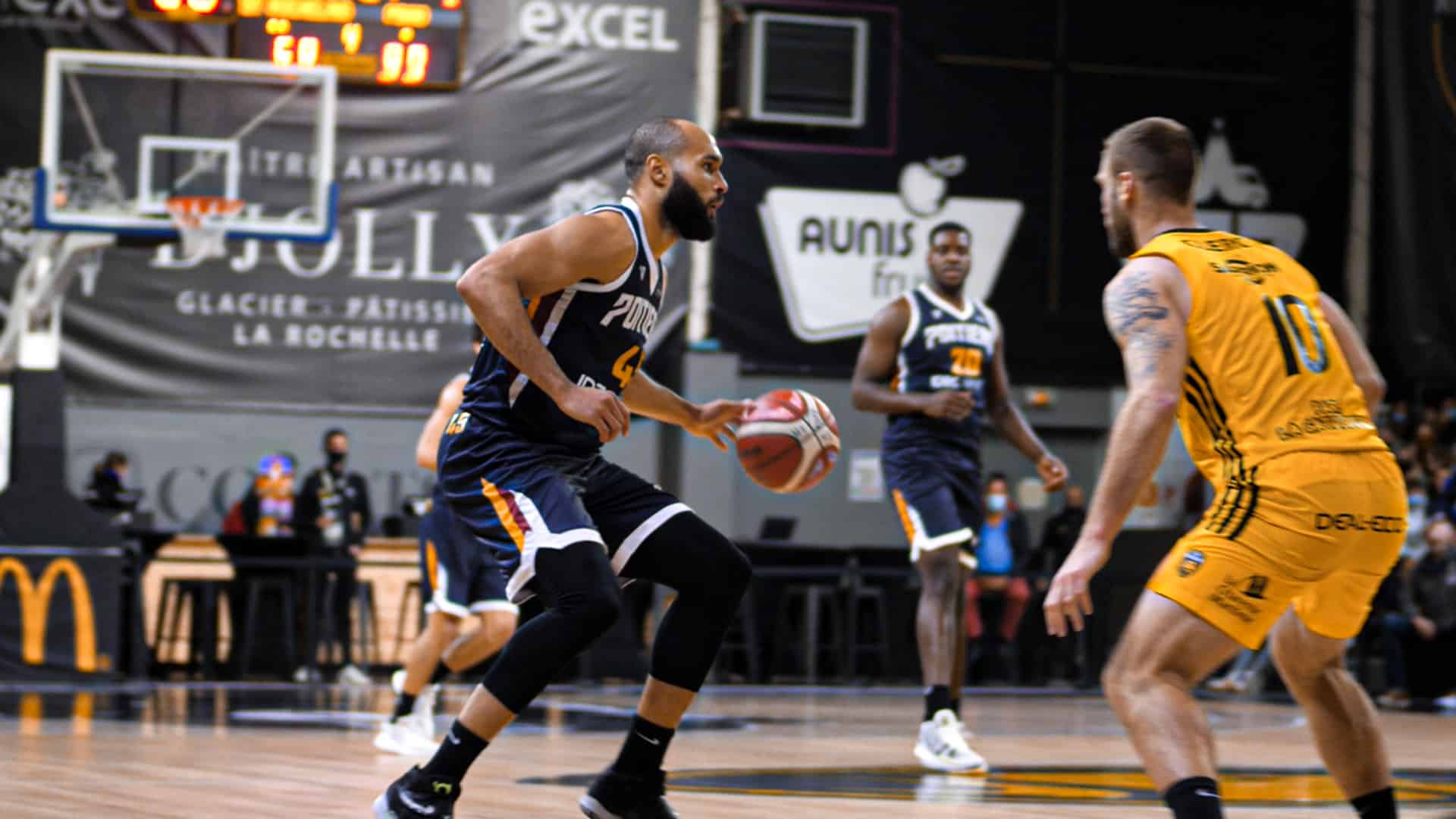 Le derby appartient à Poitiers