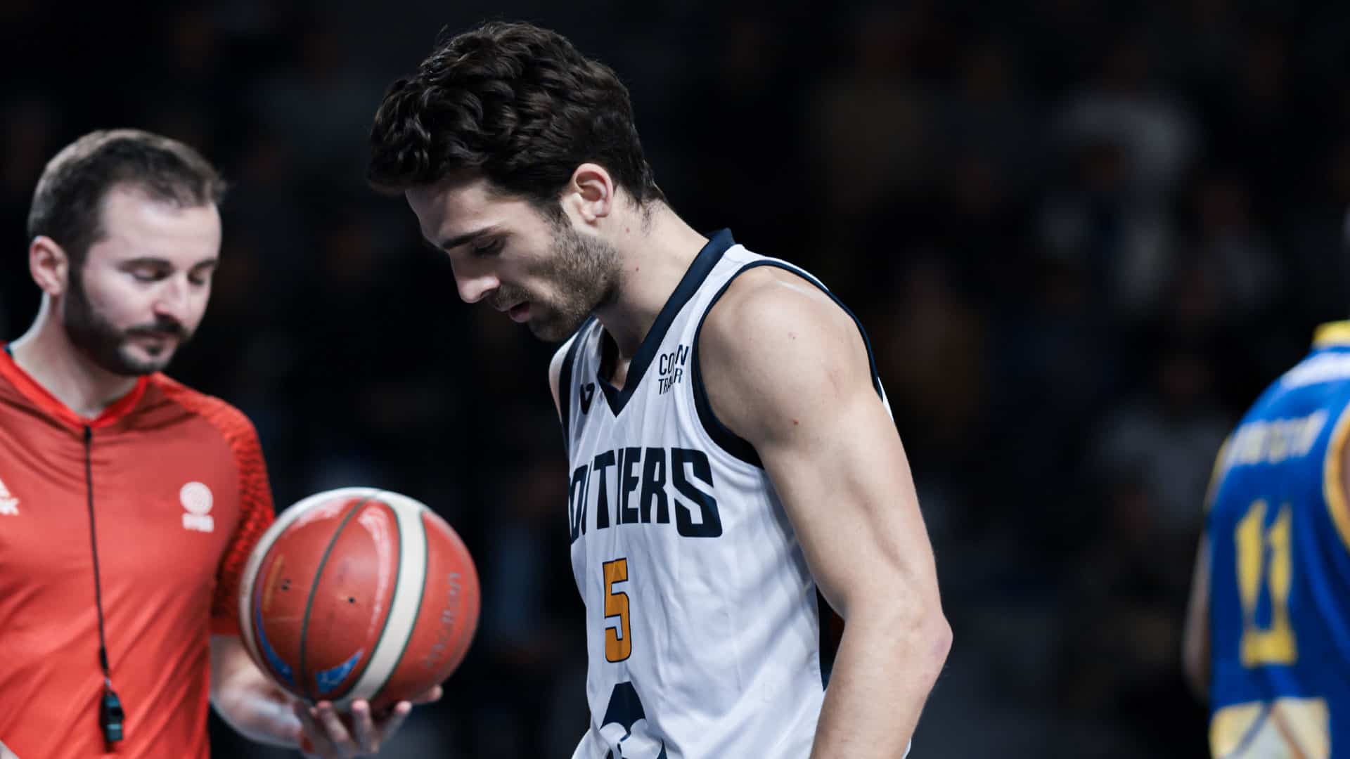 Charly Pontens touché au pied