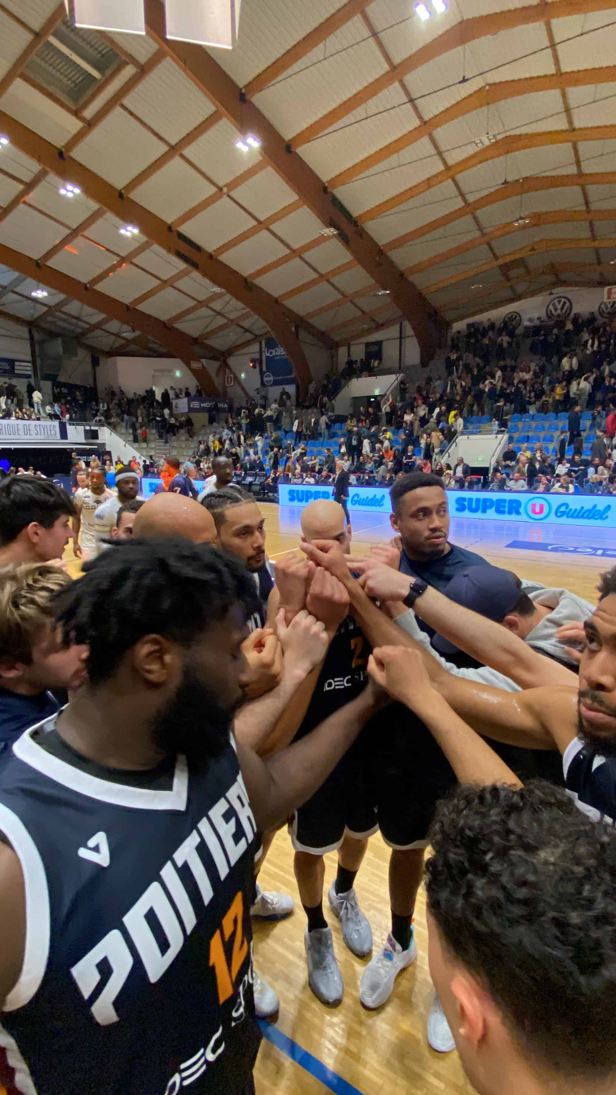 Première manche gagnée