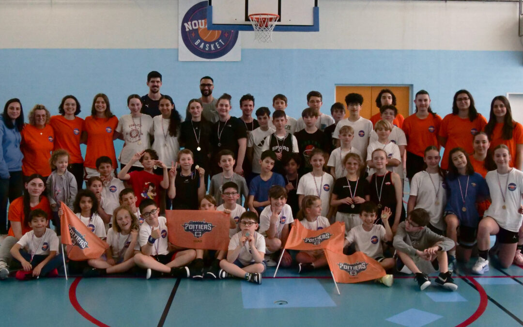 Imanol et Kévin à Nouaillé Basket : une surprise pour les jeunes licenciés