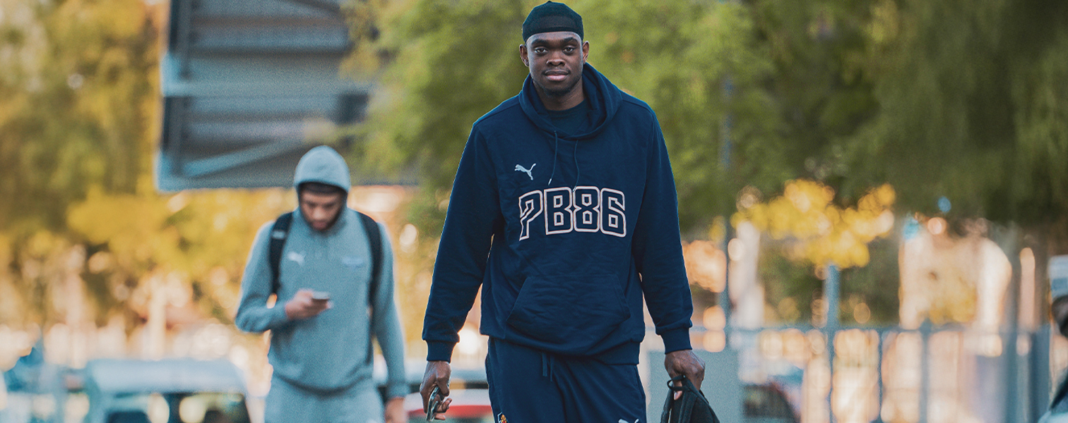 Vêtements disponible sur la boutique officielle du Poitiers Basket 86